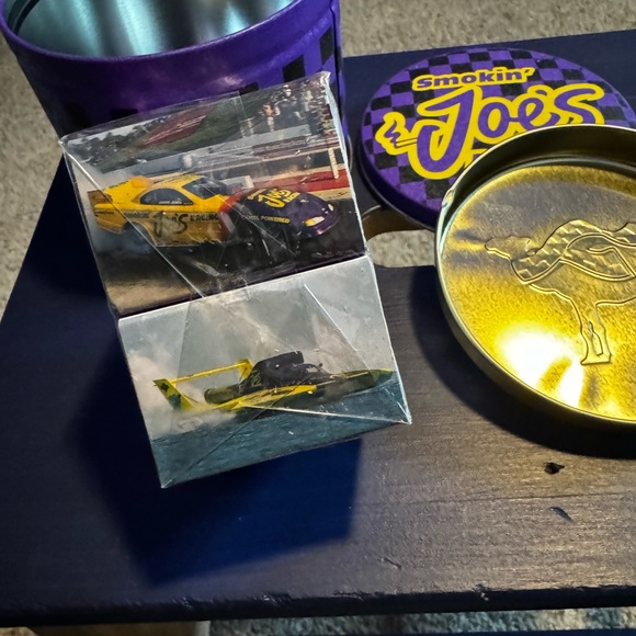🔥Smokin Joe’s Racing Tin With Ashtray And Box Matches🔥 - Picture 7 of 9